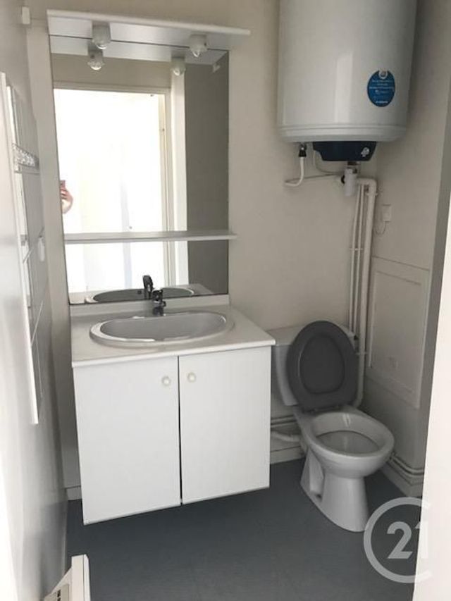 Appartement F1 à vendre - 1 pièce - 18.82 m2 - LE HAVRE - 76 - HAUTE-NORMANDIE - Century 21 Accore Appartement F1 à vendre - 1 pièce - 18.82 m2 - LE HAVRE - 76 - HAUTE-NORMANDIE - Century 21 Accore