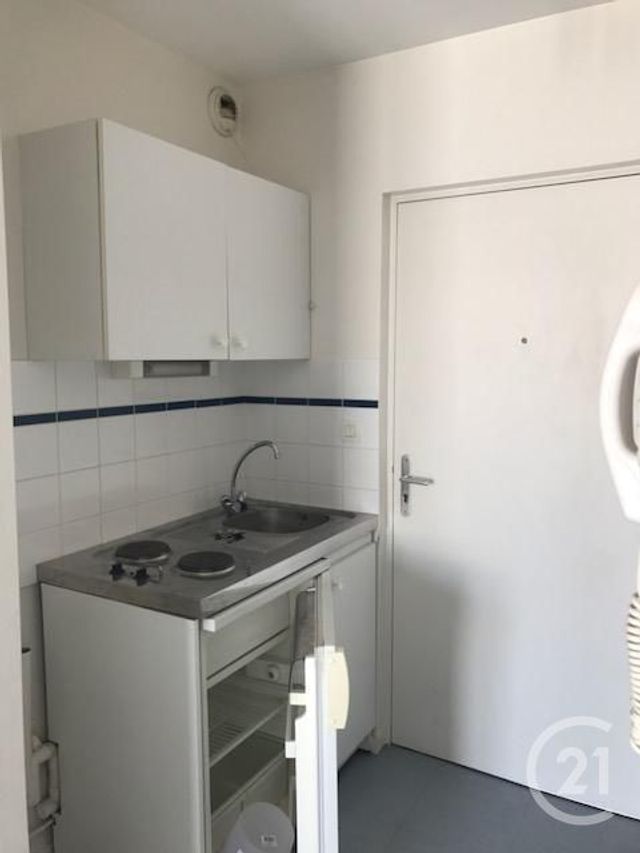 Appartement F1 à vendre - 1 pièce - 18.82 m2 - LE HAVRE - 76 - HAUTE-NORMANDIE - Century 21 Accore Appartement F1 à vendre - 1 pièce - 18.82 m2 - LE HAVRE - 76 - HAUTE-NORMANDIE - Century 21 Accore