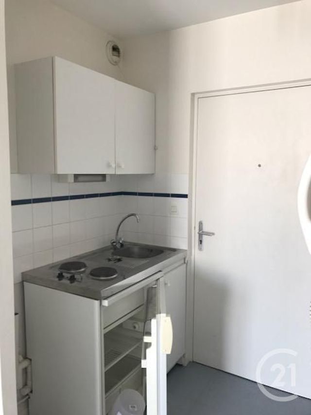Appartement F1 à vendre - 1 pièce - 18.82 m2 - LE HAVRE - 76 - HAUTE-NORMANDIE - Century 21 Accore Appartement F1 à vendre - 1 pièce - 18.82 m2 - LE HAVRE - 76 - HAUTE-NORMANDIE - Century 21 Accore