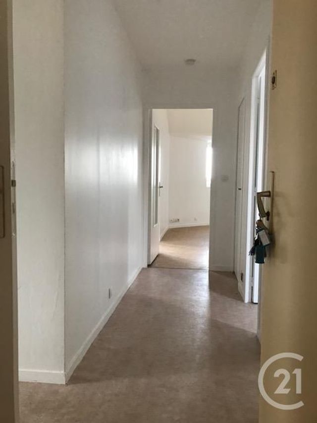 Afficher la photo en grand Appartement F3 à louer - 3 pièces - 76.0 m2 - LE HAVRE - 76 - HAUTE-NORMANDIE - Century 21 Accore