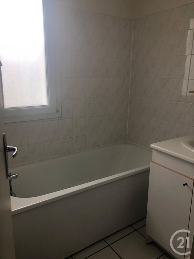 Afficher la photo en grand appartement à louer - 3 pièces - 50.0 m2 - LE HAVRE - 76 - HAUTE-NORMANDIE - Century 21 Accore