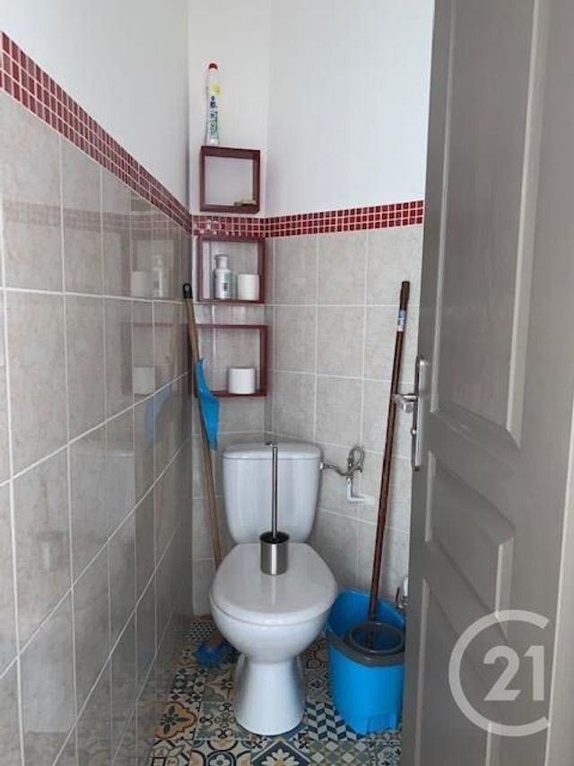 Afficher la photo en grand Appartement F4 à louer - 4 pièces - 63.0 m2 - LE HAVRE - 76 - HAUTE-NORMANDIE - Century 21 Accore