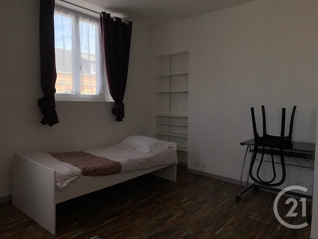 Afficher la photo en grand Appartement F4 à louer - 4 pièces - 63.0 m2 - LE HAVRE - 76 - HAUTE-NORMANDIE - Century 21 Accore