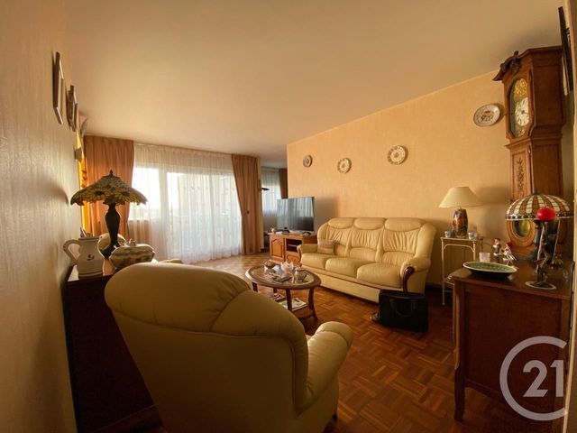 Afficher la photo en grand Appartement F5 à vendre - 5 pièces - 90.0 m2 - LE HAVRE - 76 - HAUTE-NORMANDIE - Century 21 Accore