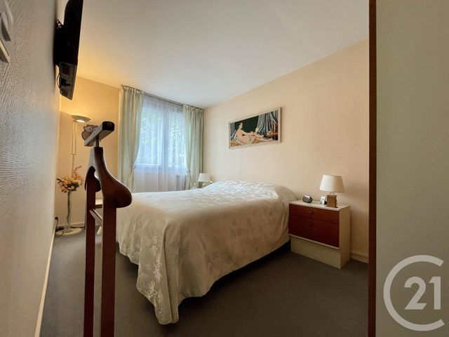 Appartement F4 à vendre - 4 pièces - 80.79 m2 - LE HAVRE - 76 - HAUTE-NORMANDIE - Century 21 Accore Appartement F4 à vendre - 4 pièces - 80.79 m2 - LE HAVRE - 76 - HAUTE-NORMANDIE - Century 21 Accore