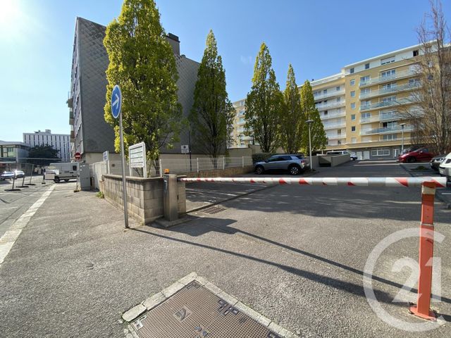 Afficher la photo en grand parking à vendre - LE HAVRE - 76 - HAUTE-NORMANDIE - Century 21 Accore