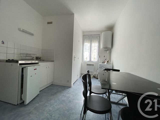 Appartement F1 à vendre - 1 pièce - 28.05 m2 - LE HAVRE - 76 - HAUTE-NORMANDIE - Century 21 Accore Appartement F1 à vendre - 1 pièce - 28.05 m2 - LE HAVRE - 76 - HAUTE-NORMANDIE - Century 21 Accore
