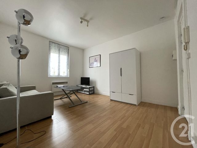 Appartement F1 à vendre - 1 pièce - 28.05 m2 - LE HAVRE - 76 - HAUTE-NORMANDIE - Century 21 Accore Appartement F1 à vendre - 1 pièce - 28.05 m2 - LE HAVRE - 76 - HAUTE-NORMANDIE - Century 21 Accore