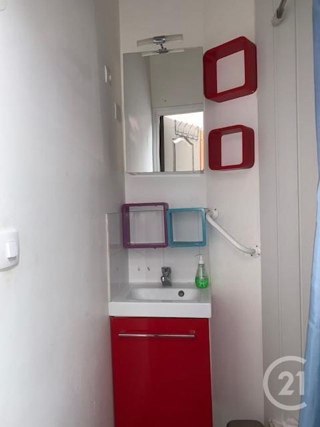 Appartement F4 à louer - 4 pièces - 75.0 m2 - LE HAVRE - 76 - HAUTE-NORMANDIE - Century 21 Accore Appartement F4 à louer - 4 pièces - 75.0 m2 - LE HAVRE - 76 - HAUTE-NORMANDIE - Century 21 Accore