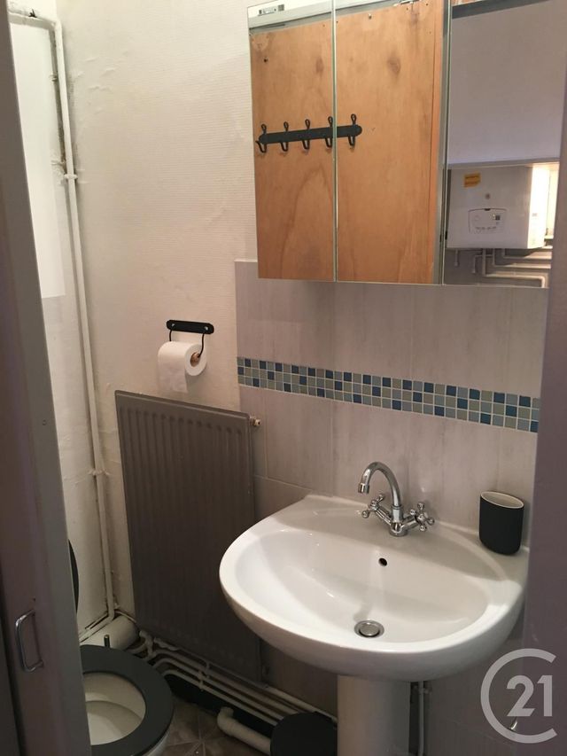 Appartement F1 à louer - 1 pièce - 26.59 m2 - LE HAVRE - 76 - HAUTE-NORMANDIE - Century 21 Accore Appartement F1 à louer - 1 pièce - 26.59 m2 - LE HAVRE - 76 - HAUTE-NORMANDIE - Century 21 Accore