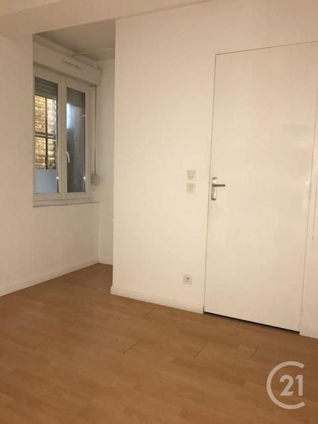 Appartement F2 à louer - 2 pièces - 30.0 m2 - LE HAVRE - 76 - HAUTE-NORMANDIE - Century 21 Accore Appartement F2 à louer - 2 pièces - 30.0 m2 - LE HAVRE - 76 - HAUTE-NORMANDIE - Century 21 Accore
