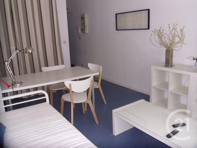Afficher la photo en grand Appartement F1 à louer - 1 pièce - 20.0 m2 - LE HAVRE - 76 - HAUTE-NORMANDIE - Century 21 Accore