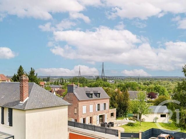 maison à louer - 5 pièces - 134.3 m2 - LA RIVIERE ST SAUVEUR - 14 - BASSE-NORMANDIE - Century 21 Accore