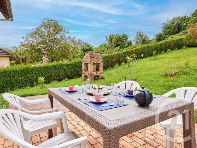 maison à louer - 5 pièces - 134.3 m2 - LA RIVIERE ST SAUVEUR - 14 - BASSE-NORMANDIE - Century 21 Accore