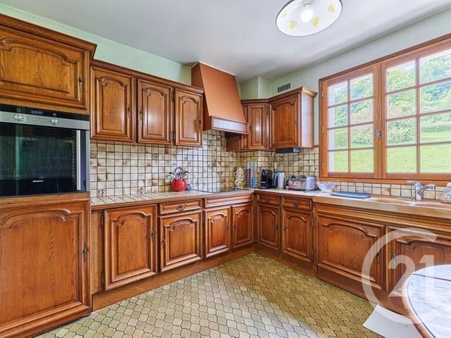 maison à louer - 5 pièces - 134.3 m2 - LA RIVIERE ST SAUVEUR - 14 - BASSE-NORMANDIE - Century 21 Accore