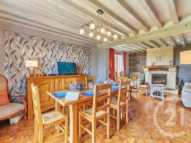 maison à louer - 5 pièces - 134.3 m2 - LA RIVIERE ST SAUVEUR - 14 - BASSE-NORMANDIE - Century 21 Accore
