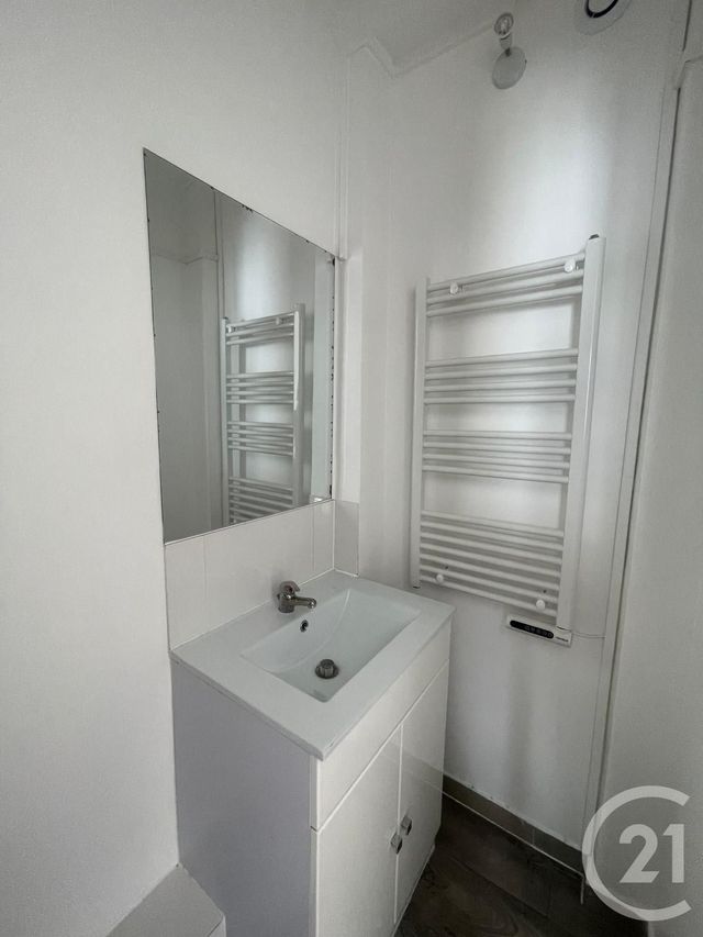 Appartement F1 bis à vendre - 2 pièces - 23.78 m2 - LE HAVRE - 76 - HAUTE-NORMANDIE - Century 21 Accore