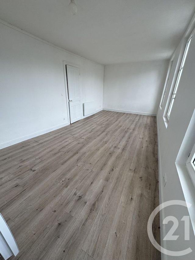 Afficher la photo en grand Appartement F2 à louer - 2 pièces - 46.99 m2 - LE HAVRE - 76 - HAUTE-NORMANDIE - Century 21 Accore