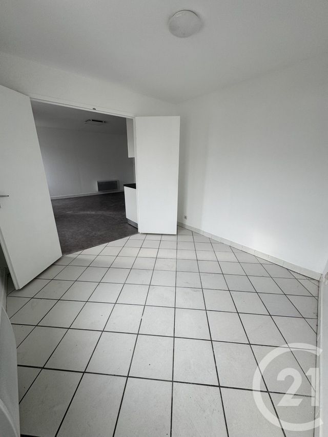 Appartement F3 bis à louer - 3 pièces - 64.0 m2 - LE HAVRE - 76 - HAUTE-NORMANDIE - Century 21 Accore