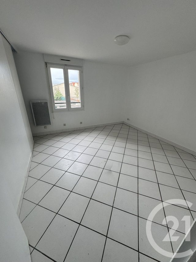 Appartement F3 bis à louer - 3 pièces - 64.0 m2 - LE HAVRE - 76 - HAUTE-NORMANDIE - Century 21 Accore