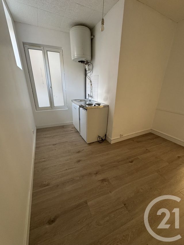 Appartement F1 à louer - 1 pièce - 29.0 m2 - LE HAVRE - 76 - HAUTE-NORMANDIE - Century 21 Accore