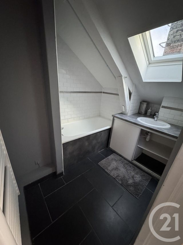 Appartement F2 à louer - 2 pièces - 47.0 m2 - LE HAVRE - 76 - HAUTE-NORMANDIE - Century 21 Accore