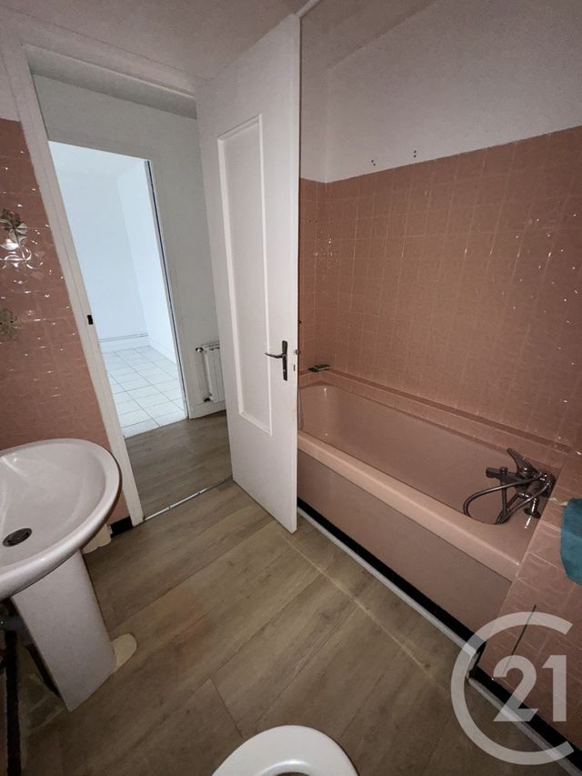 Appartement F2 à louer - 2 pièces - 42.0 m2 - LE HAVRE - 76 - HAUTE-NORMANDIE - Century 21 Accore