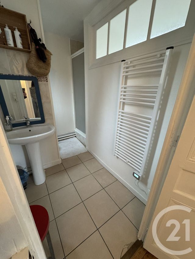 Appartement F3 à louer - 3 pièces - 67.2 m2 - TROUVILLE SUR MER - 14 - BASSE-NORMANDIE - Century 21 Accore