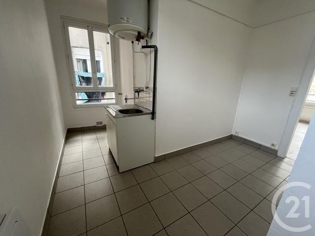 Appartement F1 à louer - 1 pièce - 29.0 m2 - LE HAVRE - 76 - HAUTE-NORMANDIE - Century 21 Accore